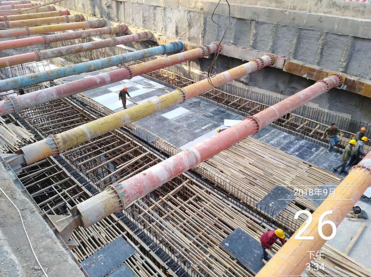 地下綜合管廊廊體建造 支模施工的材料、設(shè)備、技術(shù)與標(biāo)準(zhǔn)革新